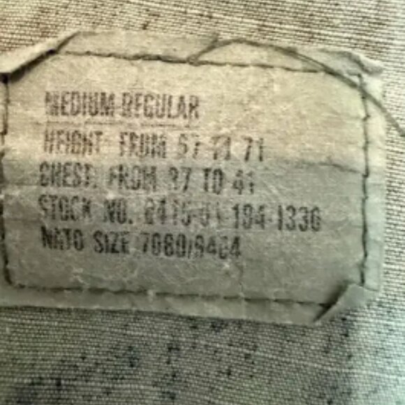 US Army Combat Woodland Camouflage Field Jacket Coat vintage medium regular - Picture 2 of 6